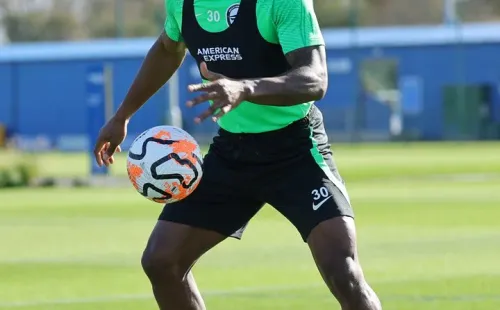 Pervis controls a ball in training. The comeback continues!
