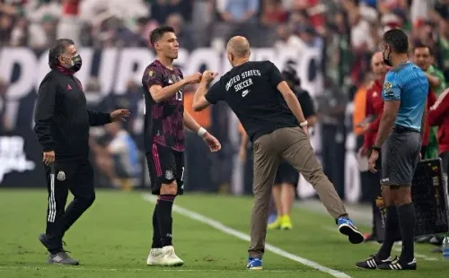 Héctor Moreno salió lesionado en la Copa Oro (Imago 7).