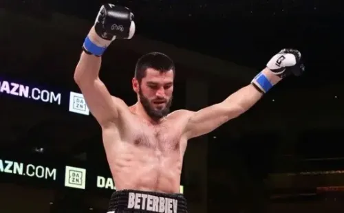 Arturo Bertebiev, el cuco de las 175 (DAZN)