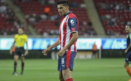 Memo Martínez tuvo paso por Chivas entre enero y julio de 2017 (Imago 7)