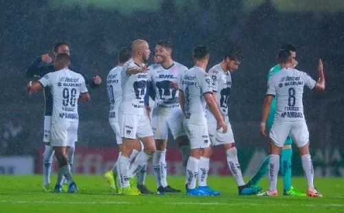 Si los días anteriores    Tijuana y Monterrey no suman puntos, un empate en Hidalgo los deja a los tres equipos por 24 puntos, avanzando Pumas por diferencia de goles (+3 contra +2 de Rayados y -9 de Xolos) (Jam Media)