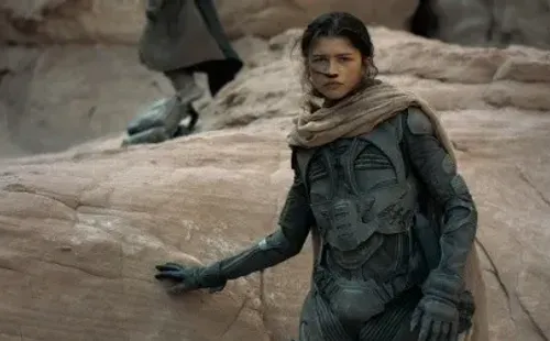 Zendaya protagoniza Dune, dirigida por Denis Villeneuve (IMDb).