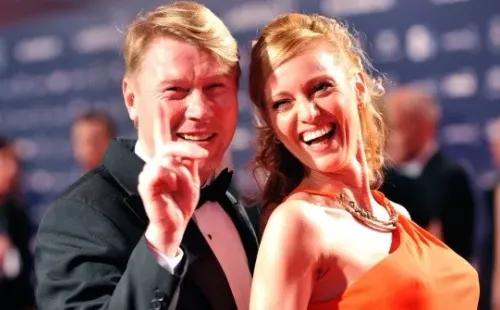 Después de su exitoso paso por la Fórmula Uno, Hakkinen encontró el amor con Marketa Remesov (Getty Images)