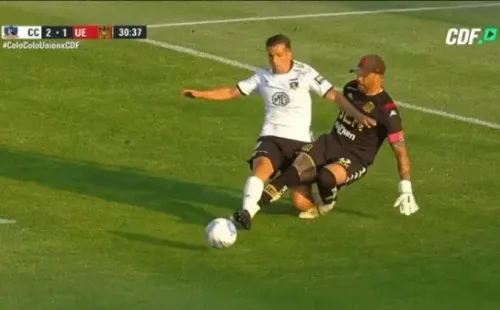 Falta a Costa que pasó colada para el VAR. | Foto: Captura.
