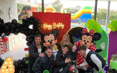 Gallardo, su mujer y sus hijos en el cumpleaños de Benjamín.