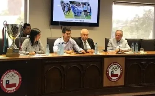 Sebastián Nasur: “el fútbol femenino puede lograr cosas”