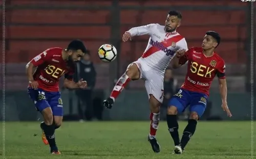 Domingo 7 | 20:00 | U. Española vs Curicó Unido | Santa Laura-U. SEK