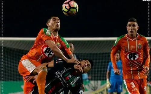 Viernes 17 | 15:30 | Palestino vs Cobresal | La Cisterna