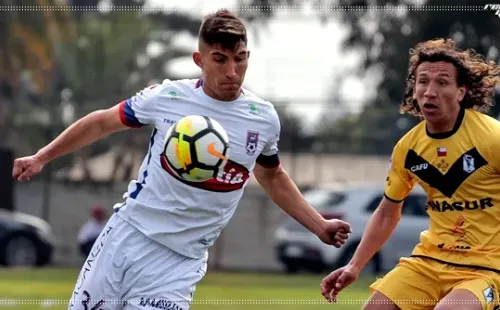 Mathías Pinto | Delantero | Ñublense | 20 años
