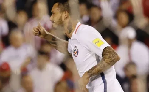 Mauricio Pinilla | Delantero