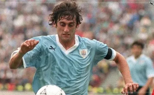 Mediocampista | Enzo Francescoli | Uruguay