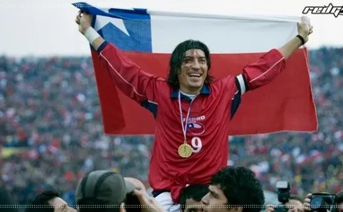Iván Zamorano | 43 PJ | 25 goles