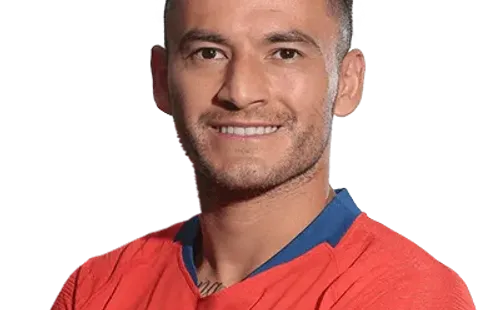Charles Aránguiz | Chile    El primer asistidor del torneo (3) mostró temperamento en las horas grises y altísima efectividad de pases en campo contrario. Dará otro salto en Europa.