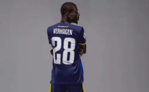 Bernio Verhagen en el Cape Town City, donde la rompió como modelo, pero no jugando.