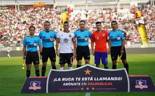 Hermosilla luciendo su parche que lo acredita como árbitro FIFA. Foto: Guille Salazar