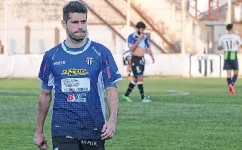 Miralles se retiró del fútbol profesional en 2018 en Liniers de Bahía Blanca