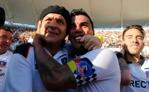 Aníbal Mosa con Esteban Paredes cuando no eran sólo presidente y capitán, sino amigos. Tras esta negociación, todo se quebró.