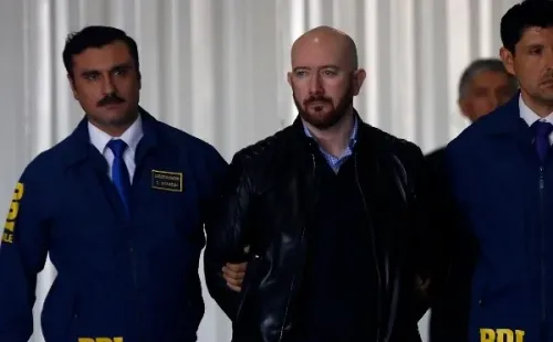Garay tuvo que ser trasladado por la policía desde Rumania, donde se le encontró luego de darse a la fuga. (Foto: Agencia Uno)