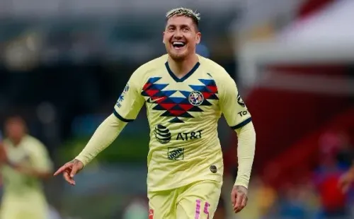 En el América esperan el regreso y los goles de Nicolás Castillo, que mientras juega golf por salud psicológica.