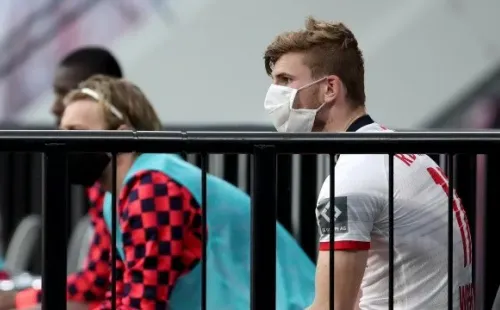 Timo Werner en la banca del Leipzig