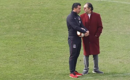 Aníbal Mosa junto a Esteban Paredes (Agencia Uno)