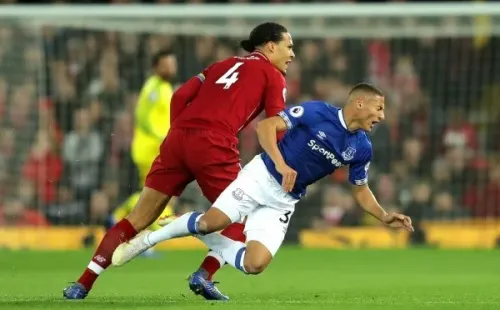 Richarlison vs Van Dijk