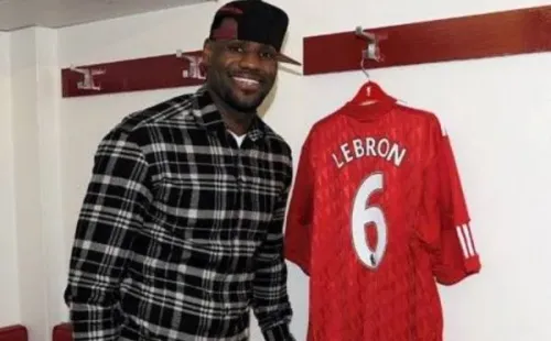 LeBron James hincha del Liveprool