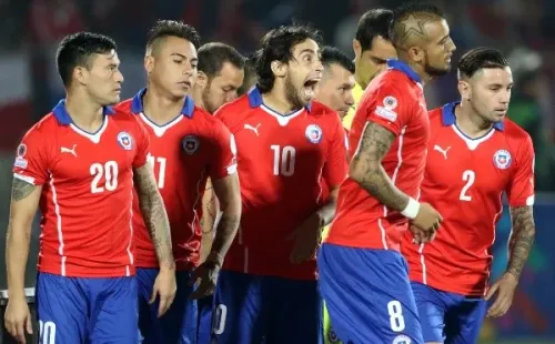 Valdivia y la Roja en Copa América 2015.