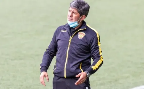 Nelson Soto debutó con derrota en Cobreloa frente a Puerto Montt.