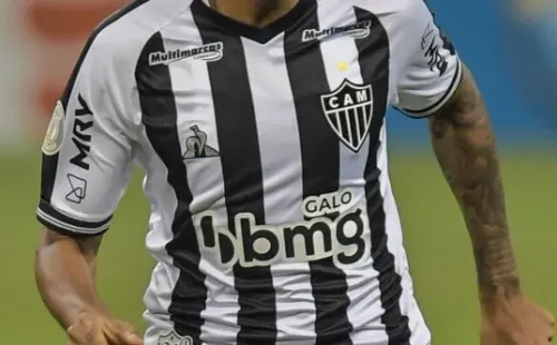 9.- La camiseta del Atlético Mineiro 2020, la nueva estación de Vargas.
