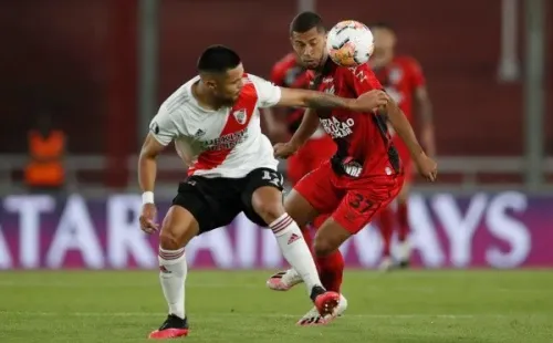 Paulo Díaz llegaría con lo justo al clásico con Boca Juniors. Si no, estará en la semifinal de Copa Libertadores ante Palmeiras. Foto: Getty Images