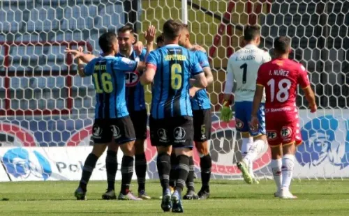 Huachipato ha sido una máquina de la mano de Juan José Luvera. Foto: Agencia Uno