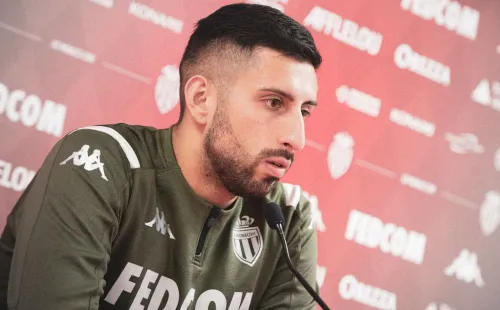 Maripán reveló que su entrenador le pidió cambiar algunas partes de su juego. Memo se adaptó y ahora es titular e incluso uno de los goleadores del equipo del principado. (Foto: AS Mónaco)