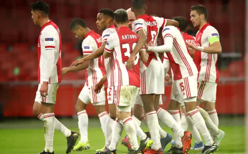 Por rendimiento en sus torneos locales, Ajax llega en mejores condiciones a este partido. (Foto: Getty)