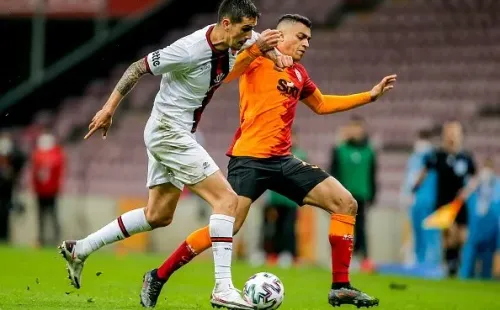 Enzo Roco en el último partido contra Galatasaray.