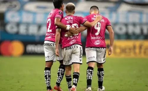 Los ecuatorianos eliminaron a Unión Española en fase 2 y a Gremio en fase 3, por lo que llegan con rodaje a los grupos. (Foto: Getty)
