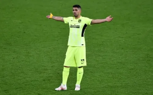 El partido frente al Athletic Bilbao marcó el regreso de Luis Suárez a las canchas, pero poco pudo hacer el uruguayo para evitar la derrota Colchonera. (Foto: Getty)