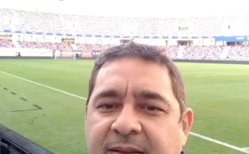 Cristián Traverso posa en el imponente estadio de Santiago del Estero