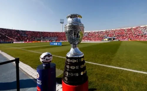 La primera Copa América para Chile fue luego de ganarle a Argentina (Agencia Uno)