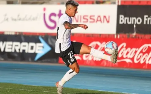 Véjar solamente ha jugado un partido por Colo Colo este año, ante Palestino. Foto: Agencia Uno.