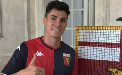 Pablo Galdames en su presentación por Genoa. (Foto: Archivo).