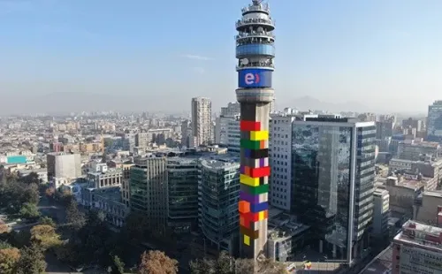 La Torre Entel será nuevamente intervenida en Santiago. (Foto: Hecho en Casa)