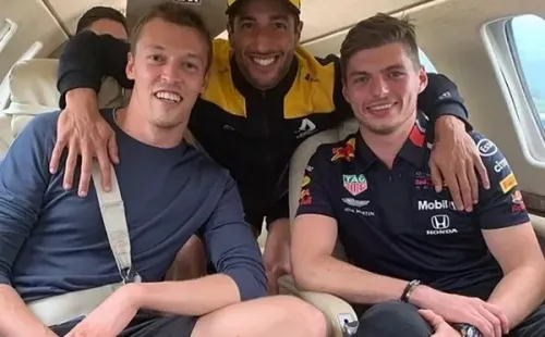 Daniil Kvyat (a la izquierda) junto a Max Verstappen en 2019. Foto: Instagram @maxverstappen1