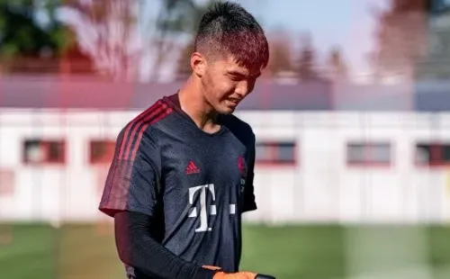Liu Shaoziyang es un arquero chino de 18 años. Foto: Bayern Munich.