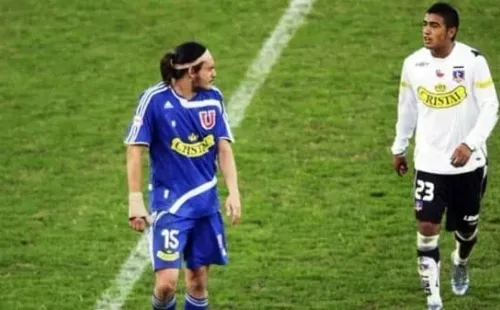 Cuando Mauricio Pinilla y Arturo Vidal se sacaraon chispas en el superclásico del 2007. (Foto: archivo)