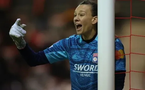 Tiane Endler pasó el 2021 del PSG al Olympique de Lyon. Foto: Getty.