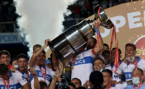 El último campeón de la Supercopa fue Universidad Católica, que derrotó a Ñublense (campeón de la Primera B 2020) al no haberse disputado la Copa Chile en ese año. Foto: Agencia Uno
