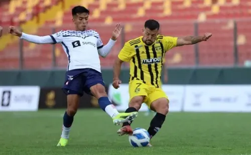 Recoleta y empate contra Fernández Vial en su histórico debut en la Primera B.