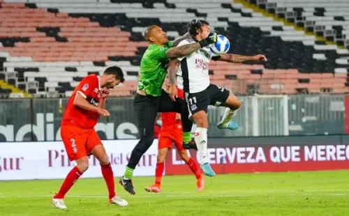 Colo Colo volvió a fallar un penal en la goleada frente a La Calera.