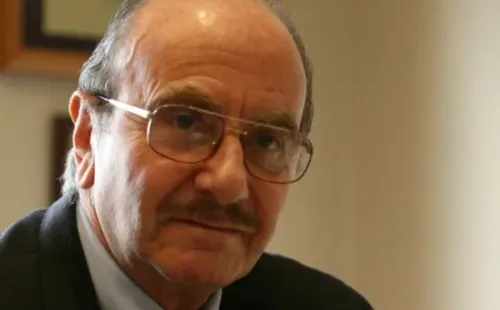 Alfredo Asfura, eterno dirigente del fútbol chileno
